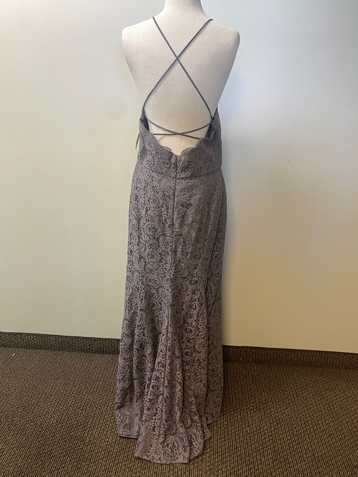 Style 2995 Dessy Collection Size 14 Bridesmaid Halter Lace Gray A-line Dress on Queenly