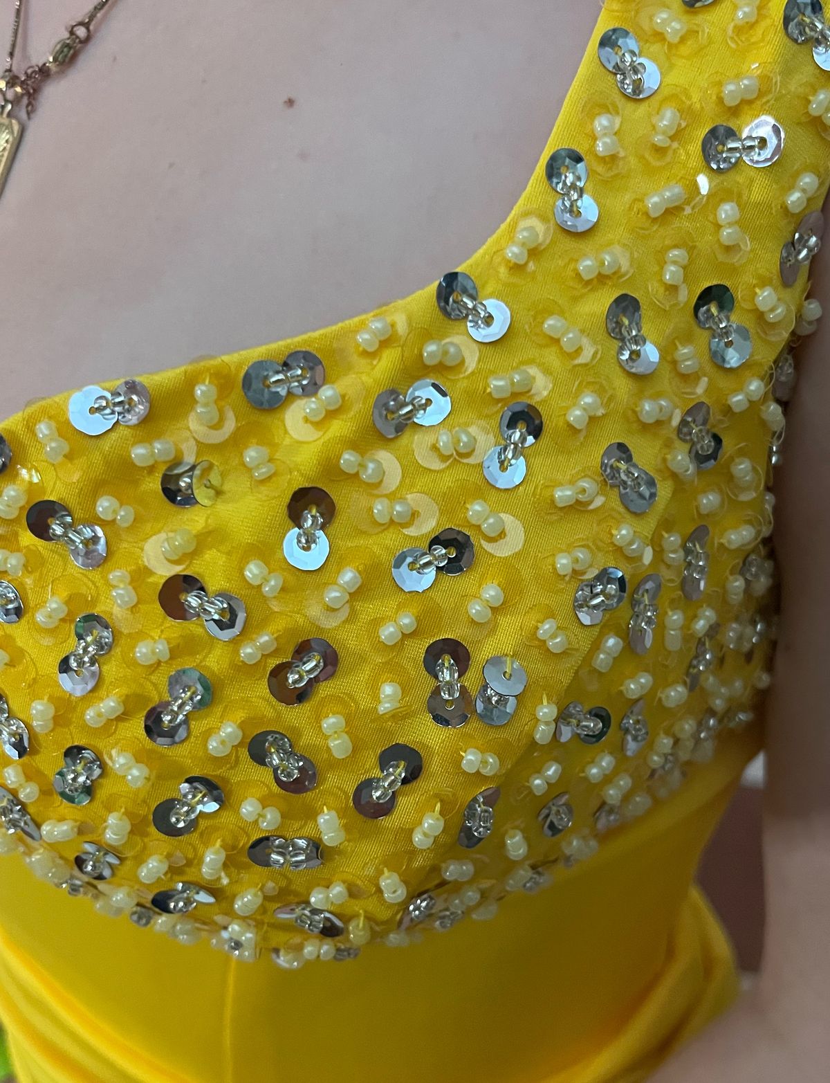 Hebeos Size 4 Prom Plunge Yellow Side Slit Dress on Queenly