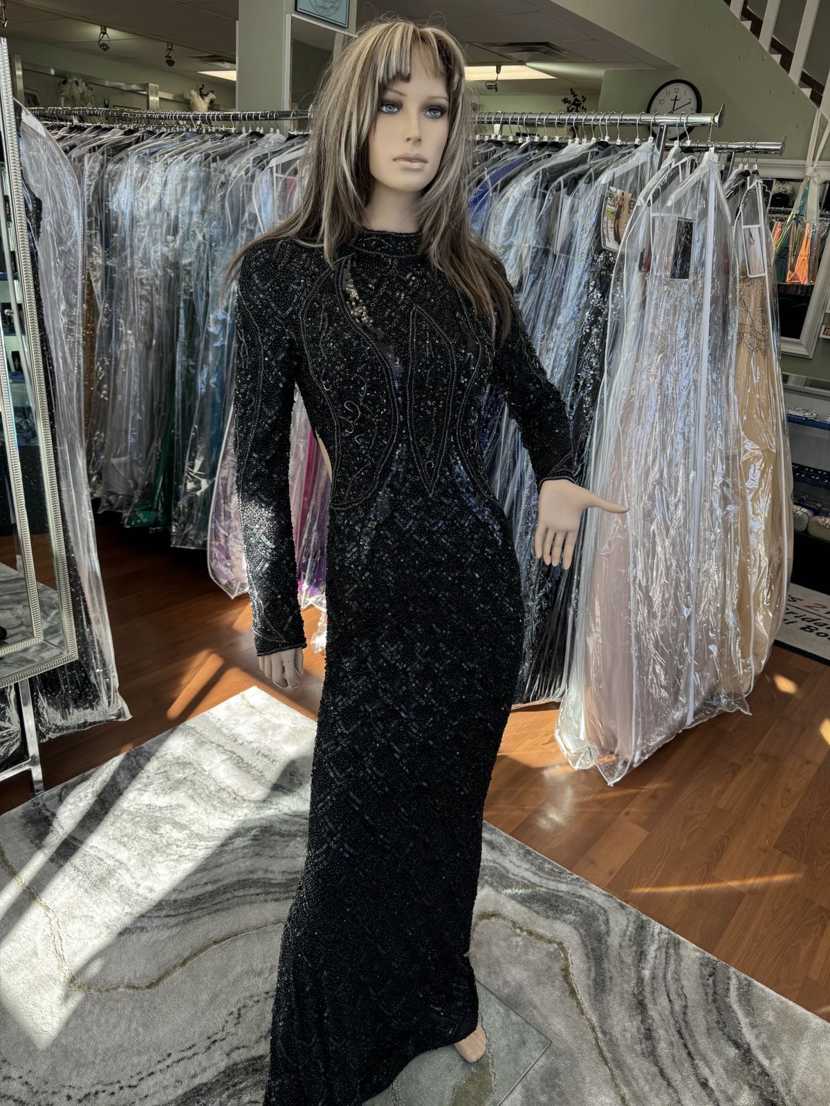 Style 52916 Sherri Hill Size 6 Prom Long Sleeve Burgundy Black Mermaid Dress on Queenly