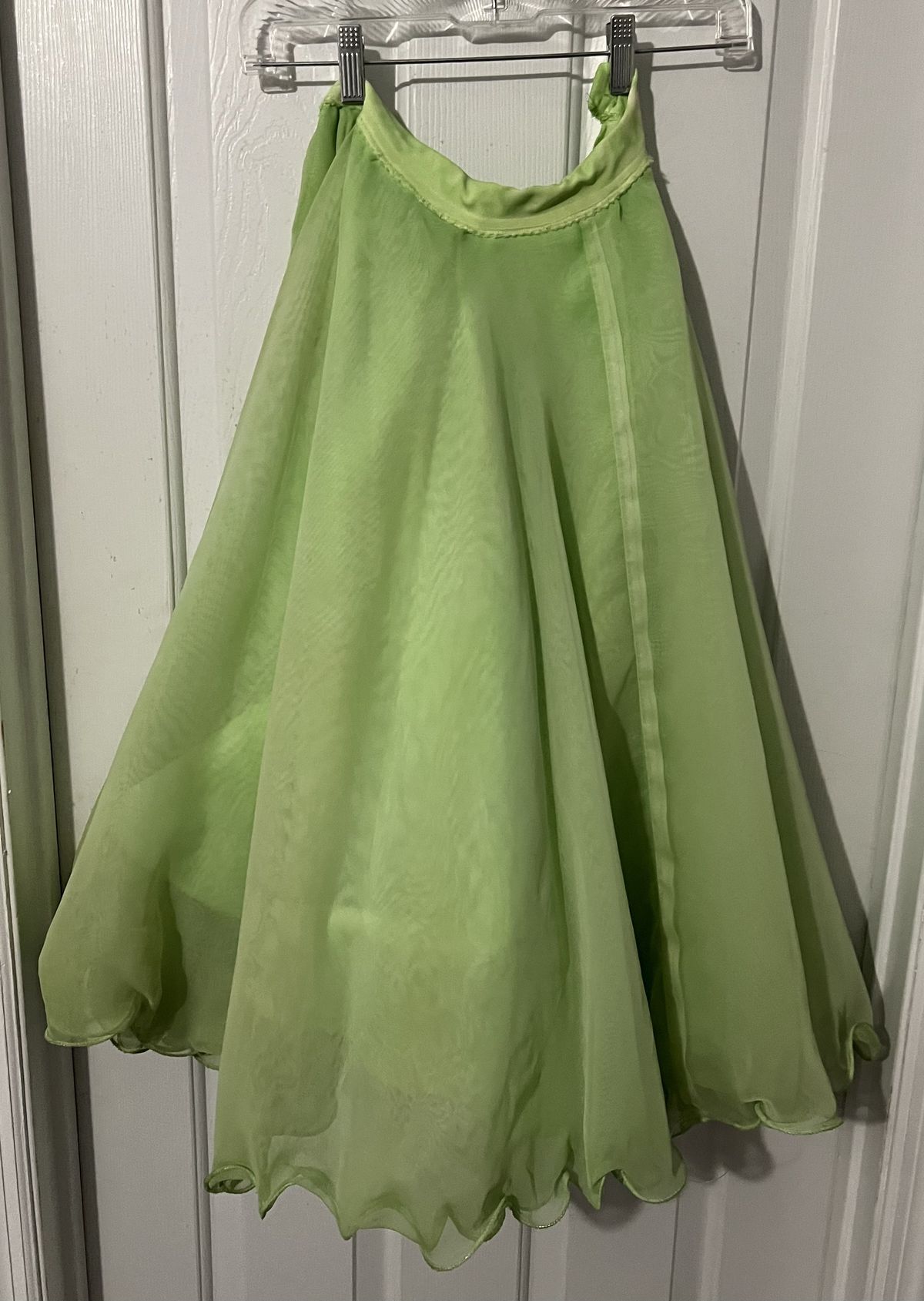 Girls Size 7 Pageant Off The Shoulder Light Green Ball Gown on Queenly