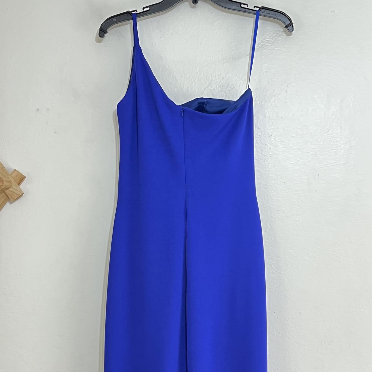 Style 28176 La Femme Size 6 One Shoulder Royal Blue Side Slit Dress on Queenly