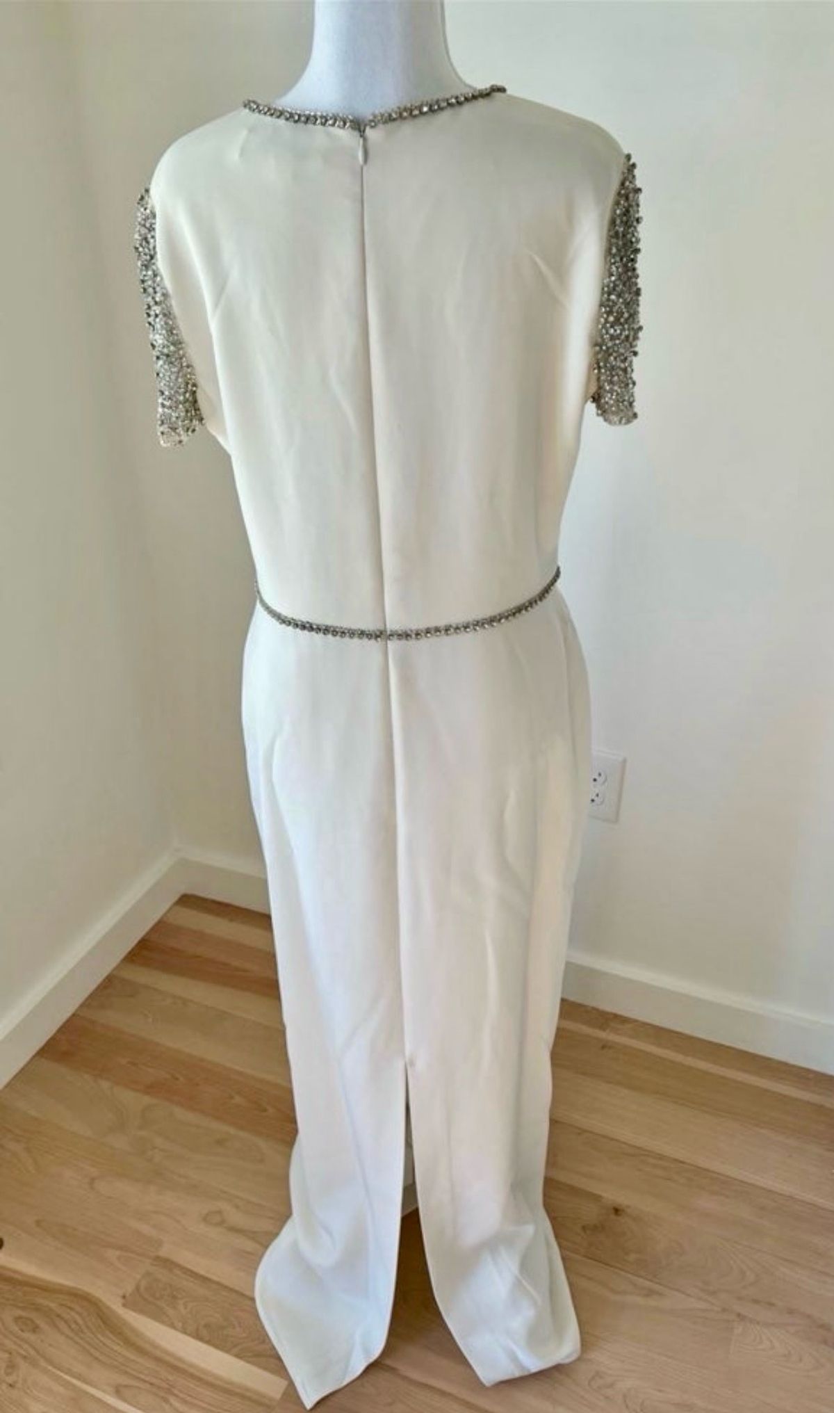 Style 555 Jenny Packham Size 12 Cap Sleeve Sequined White Floor Length Maxi on Queenly