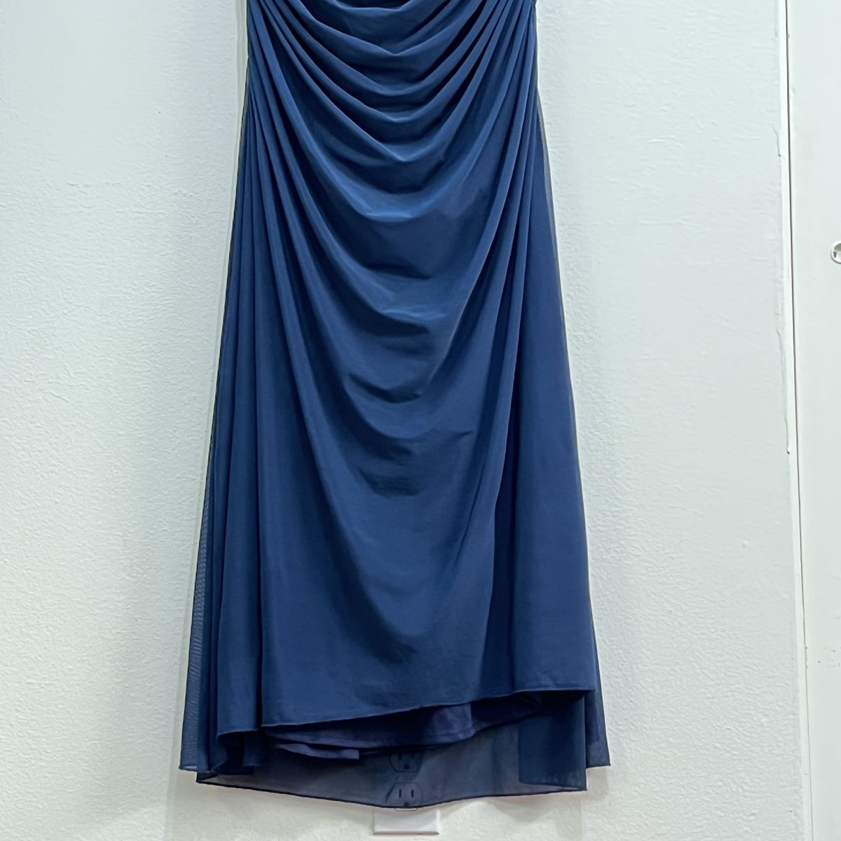La Femme Size 2 Sheer Navy Blue Floor Length Maxi on Queenly