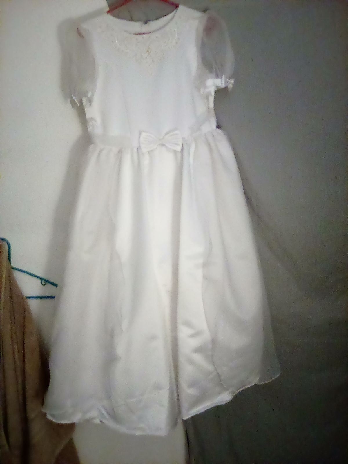 Vittoria  Size 2 Pageant White Ball Gown on Queenly