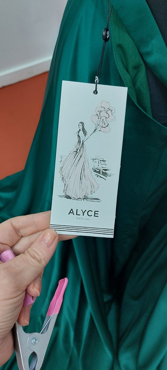 Alyce Paris Size 12 Green A-line Dress on Queenly