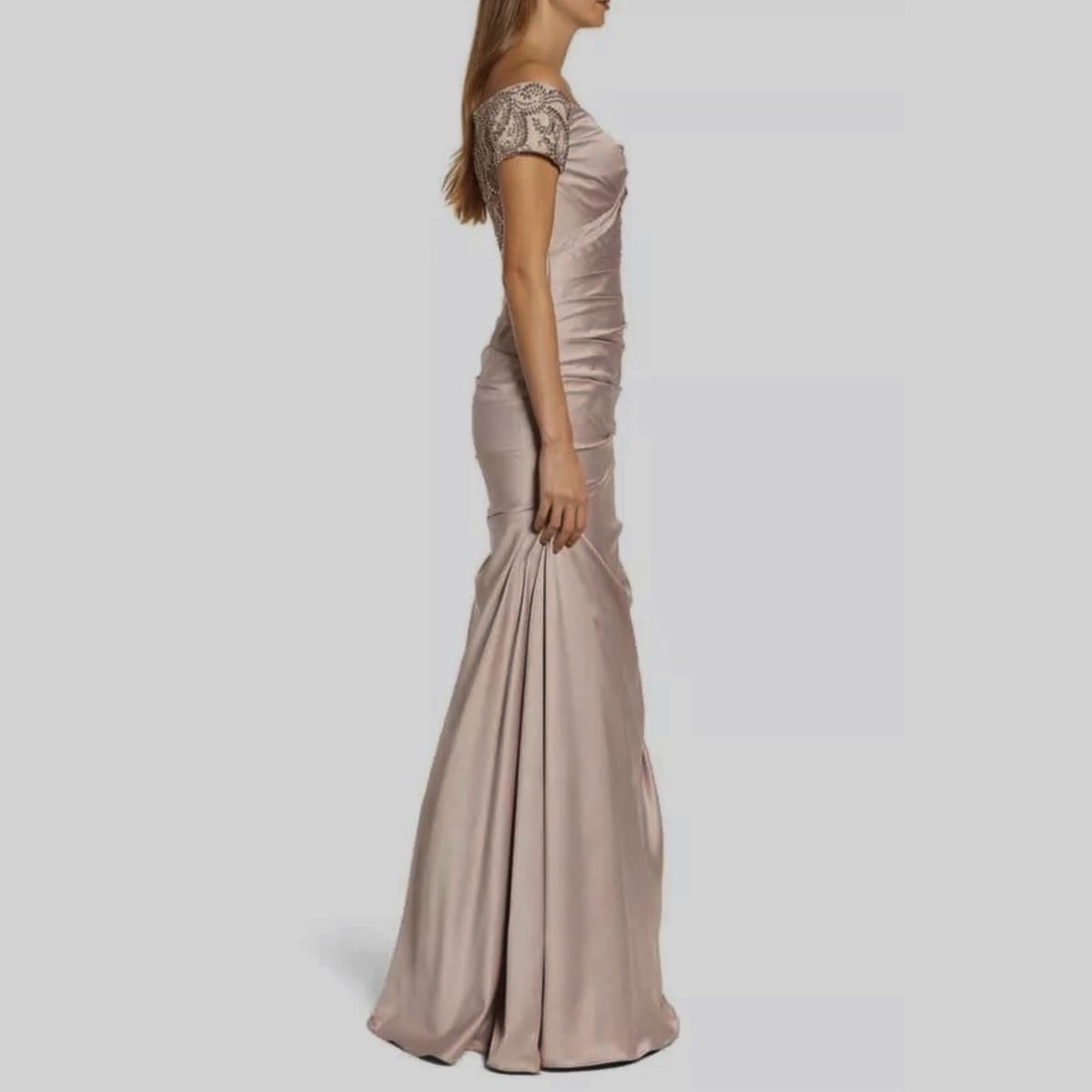 Style 25996 La Femme Size 10 Off The Shoulder Pink Floor Length Maxi on Queenly