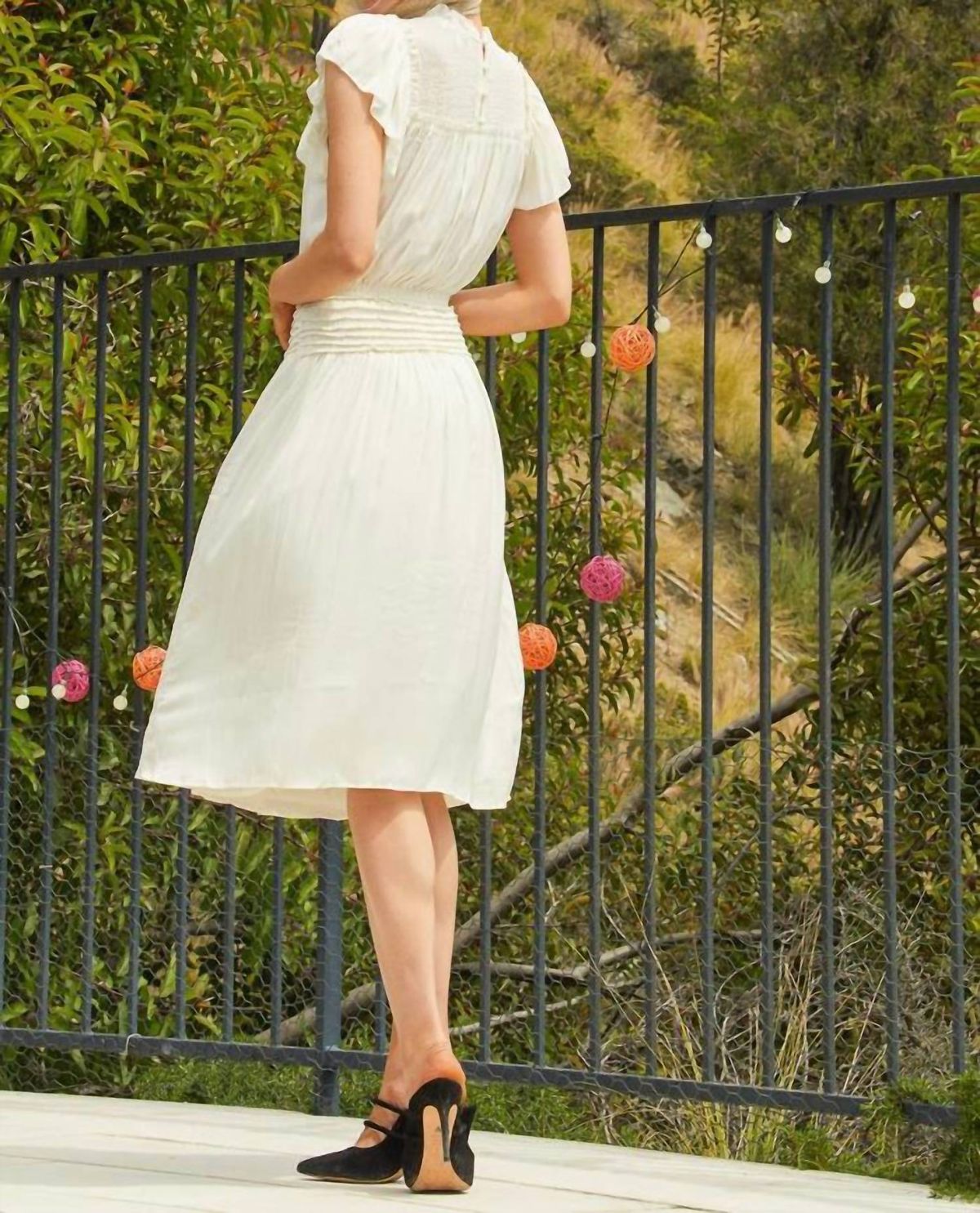 Style 1-3170627940-3236 current air Size S White Cocktail Dress on Queenly