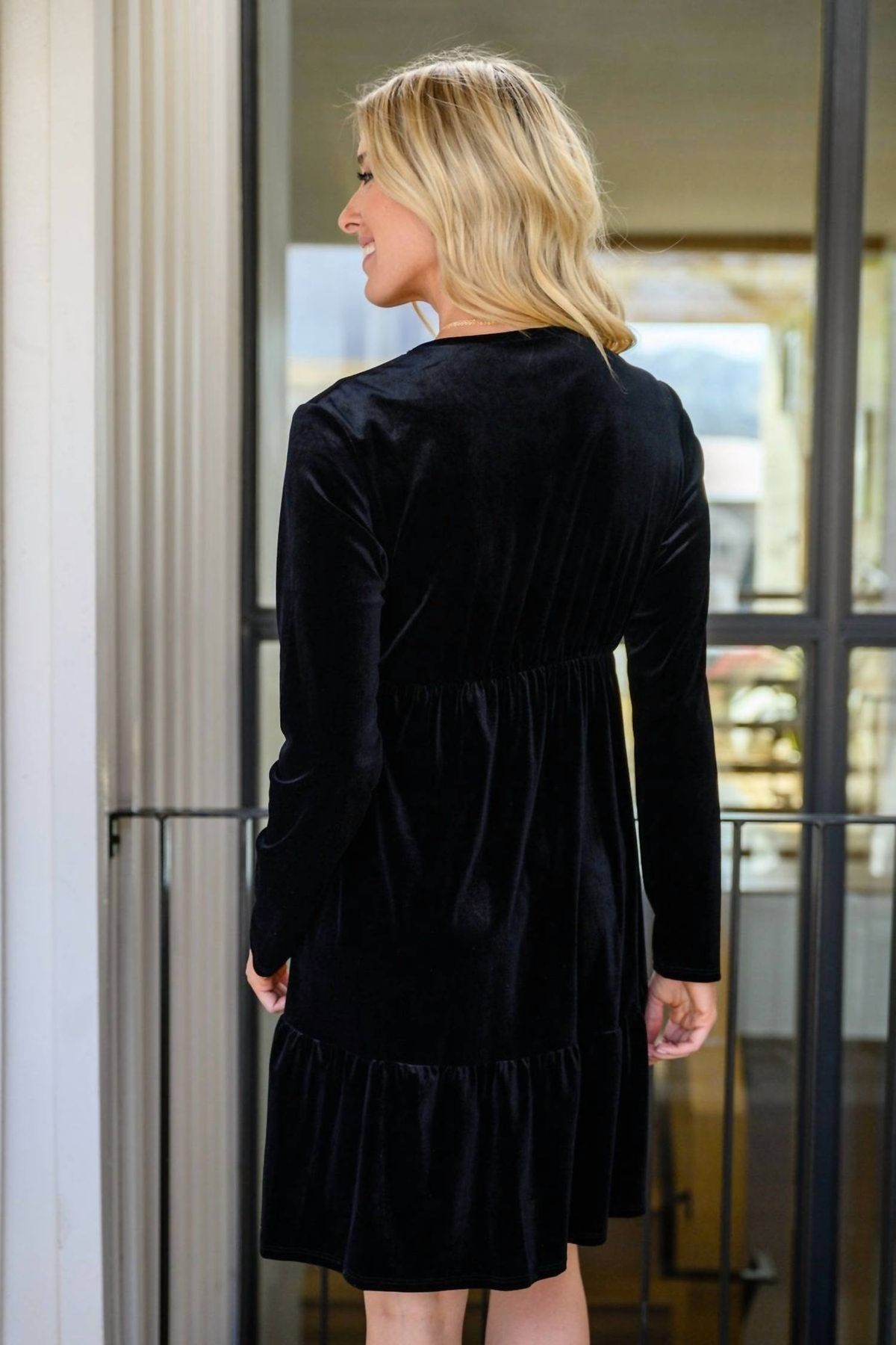 Style 1-3440437778-3471 Hesed Size S Long Sleeve Velvet Black Cocktail Dress on Queenly