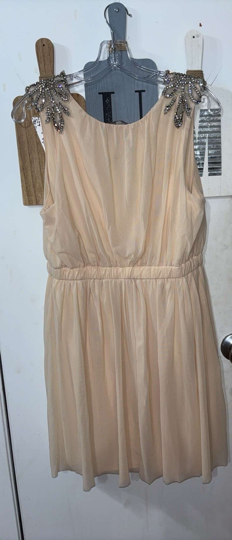 Charlotte russee Size L Plunge Nude Cocktail Dress on Queenly