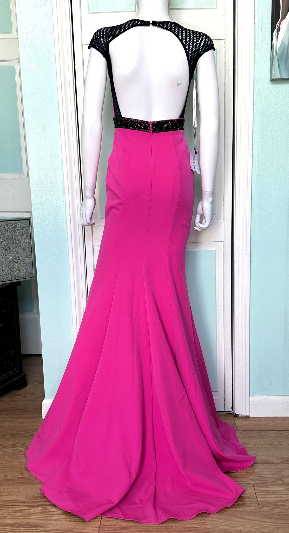 Style 11007A Mac Duggal Size 0 Prom Cap Sleeve Hot Pink Mermaid Dress on Queenly