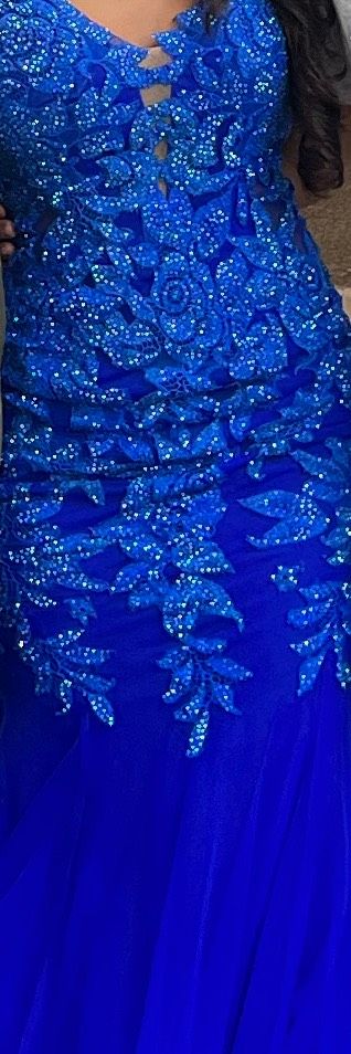 La Femme Size 00 Prom Plunge Blue Mermaid Dress on Queenly