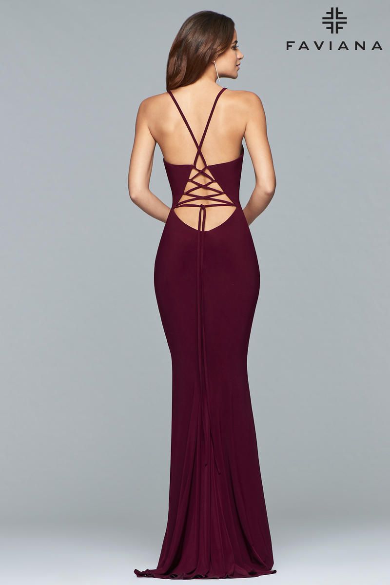Style 7977 Faviana Size 6 Plunge Purple Side Slit Dress on Queenly