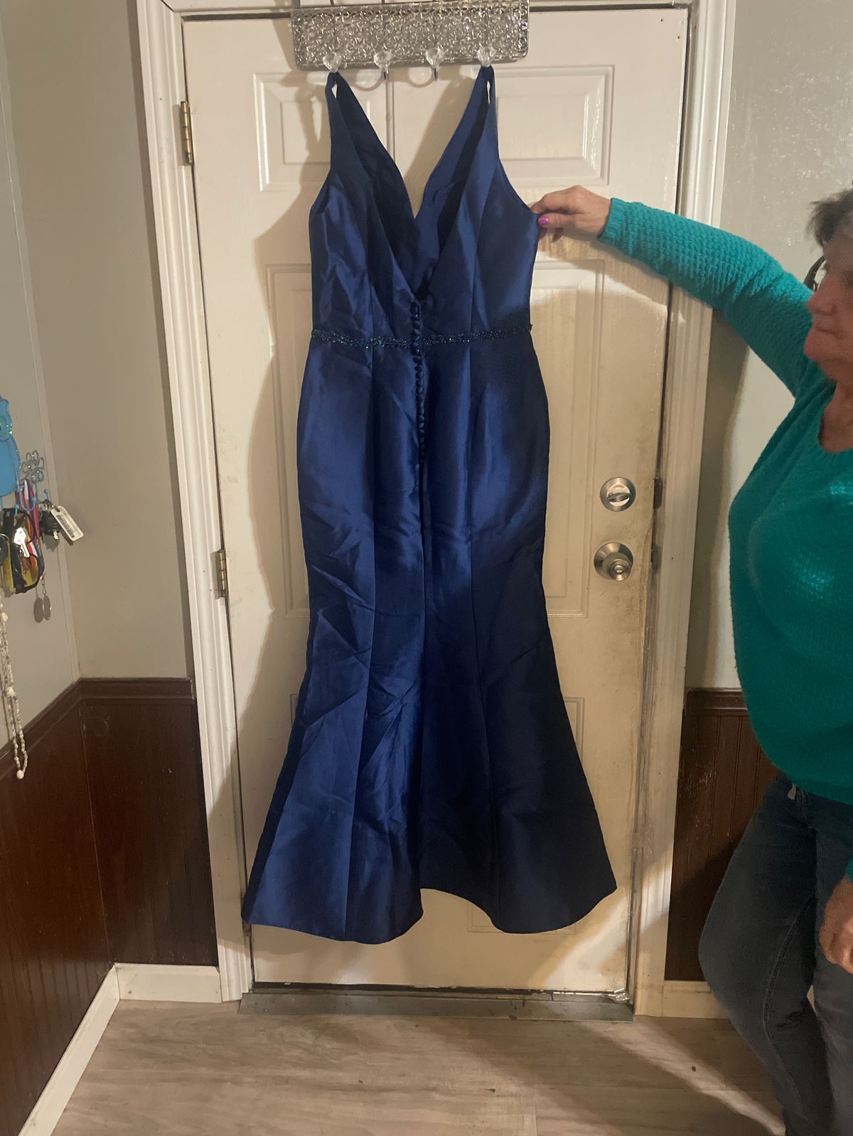 Size 12 Prom Plunge Royal Blue A-line Dress on Queenly
