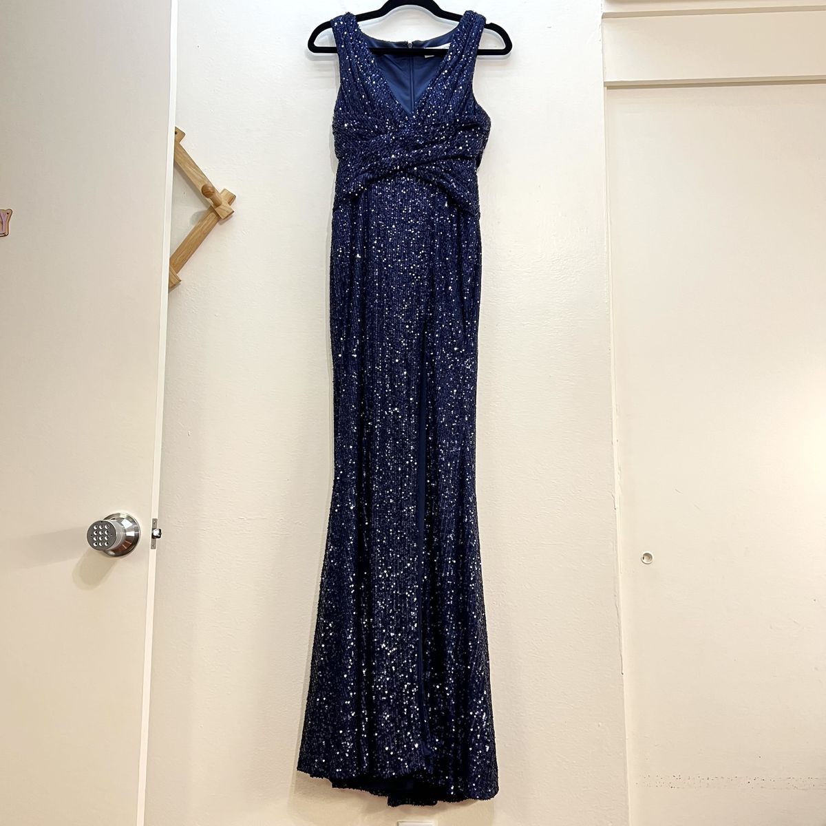 Style 26598 Mac Duggal Size 4 Prom Plunge Sheer Navy Blue Side Slit Dress on Queenly