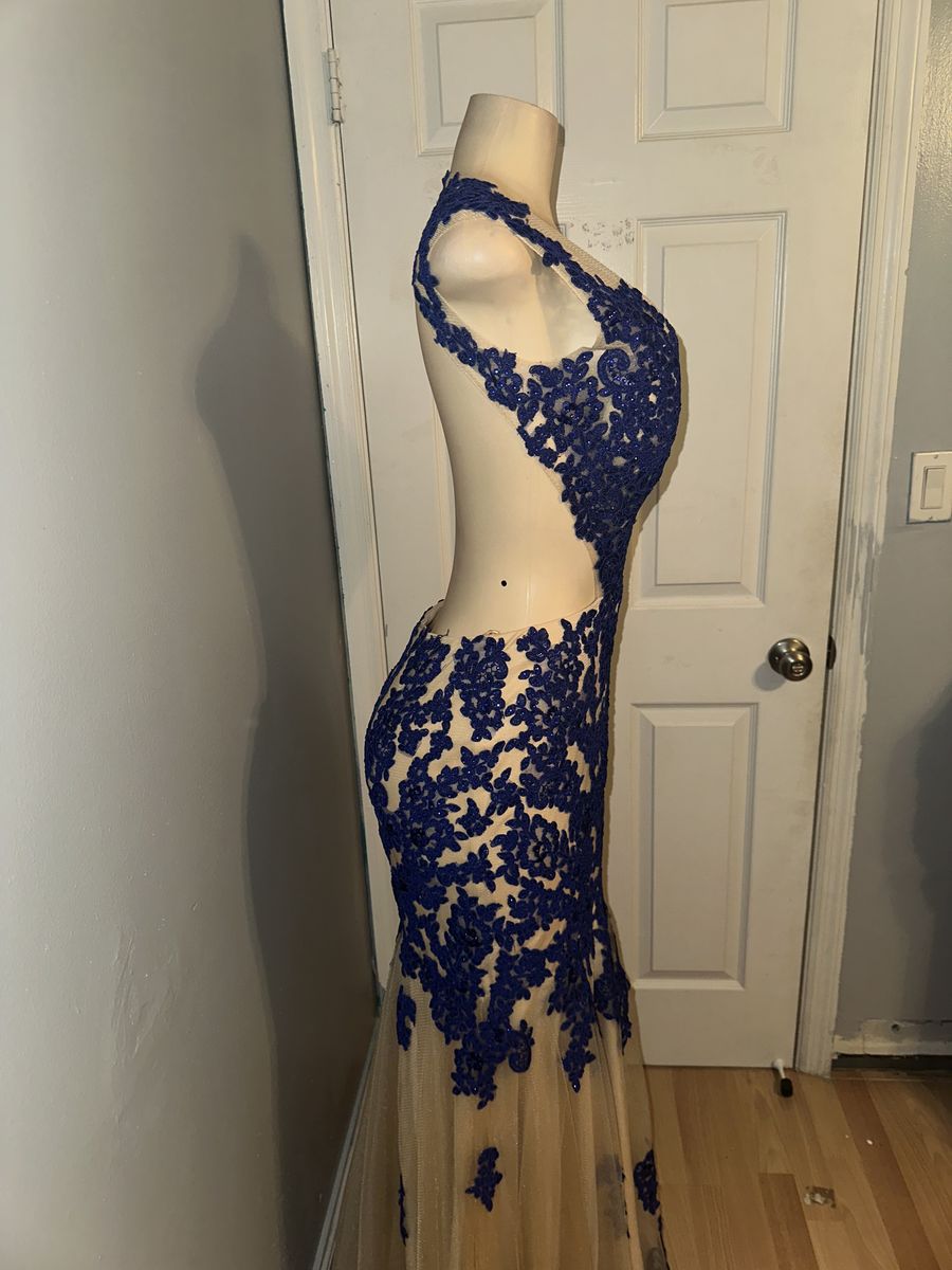Dave and Johnny Size 8 Prom Plunge Lace Blue Mermaid Dress on Queenly