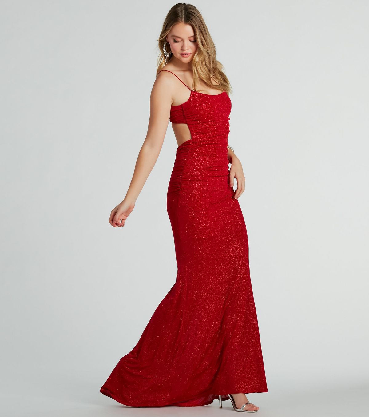 Style 05002-7659 Windsor Size L Bridesmaid Red Floor Length Maxi on Queenly