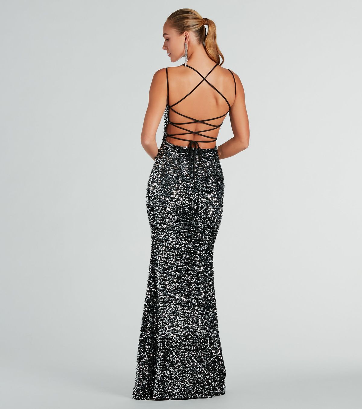 Style 05002-8260 Windsor Size M Bridesmaid Velvet Black Mermaid Dress on Queenly