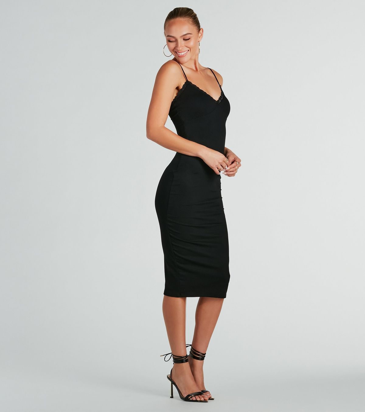 Style 05102-5497 Windsor Size M Lace Black Cocktail Dress on Queenly