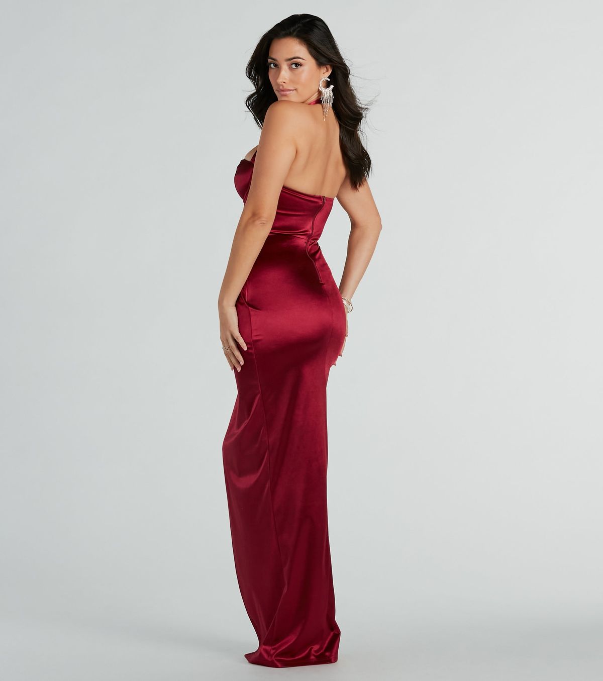 Style 05002-8239 Windsor Size XS Bridesmaid Halter Satin Red Side Slit Dress on Queenly