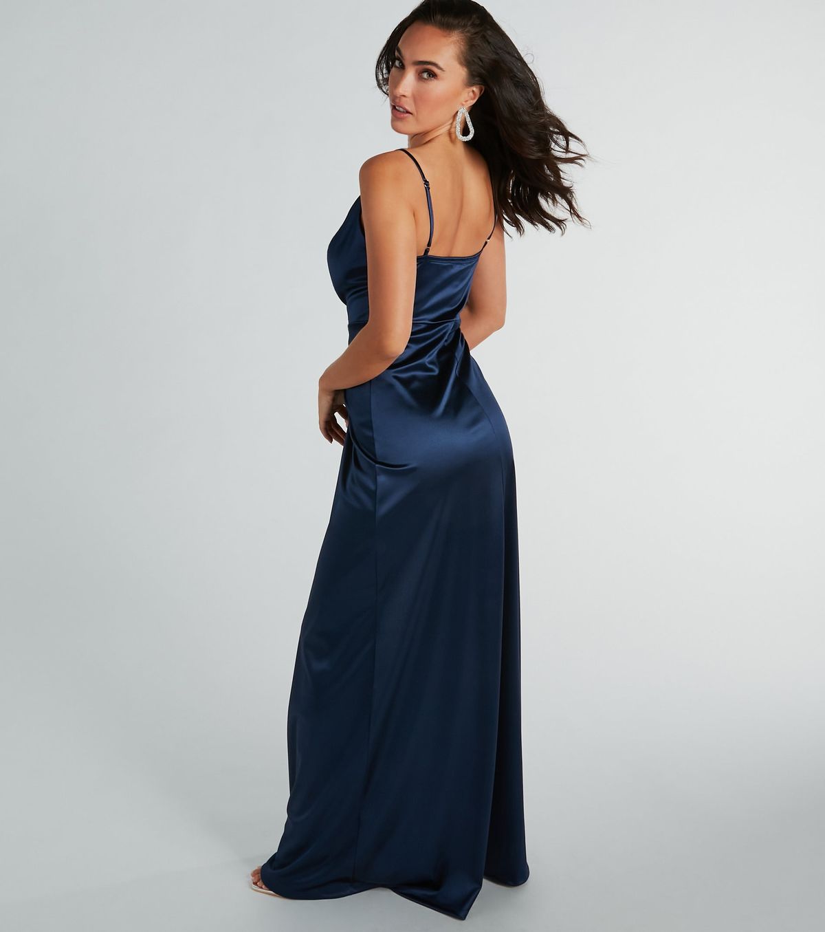 Style 05002-8113 Windsor Size M Bridesmaid Blue Side Slit Dress on Queenly