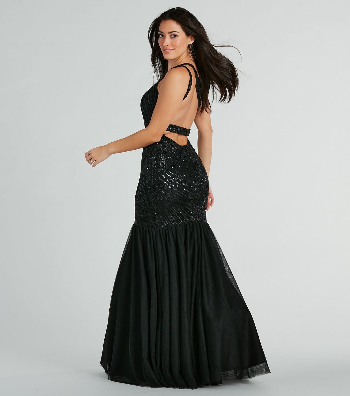 Style 05002-8072 Windsor Size 0 Prom One Shoulder Sequined Black Mermaid Dress on Queenly