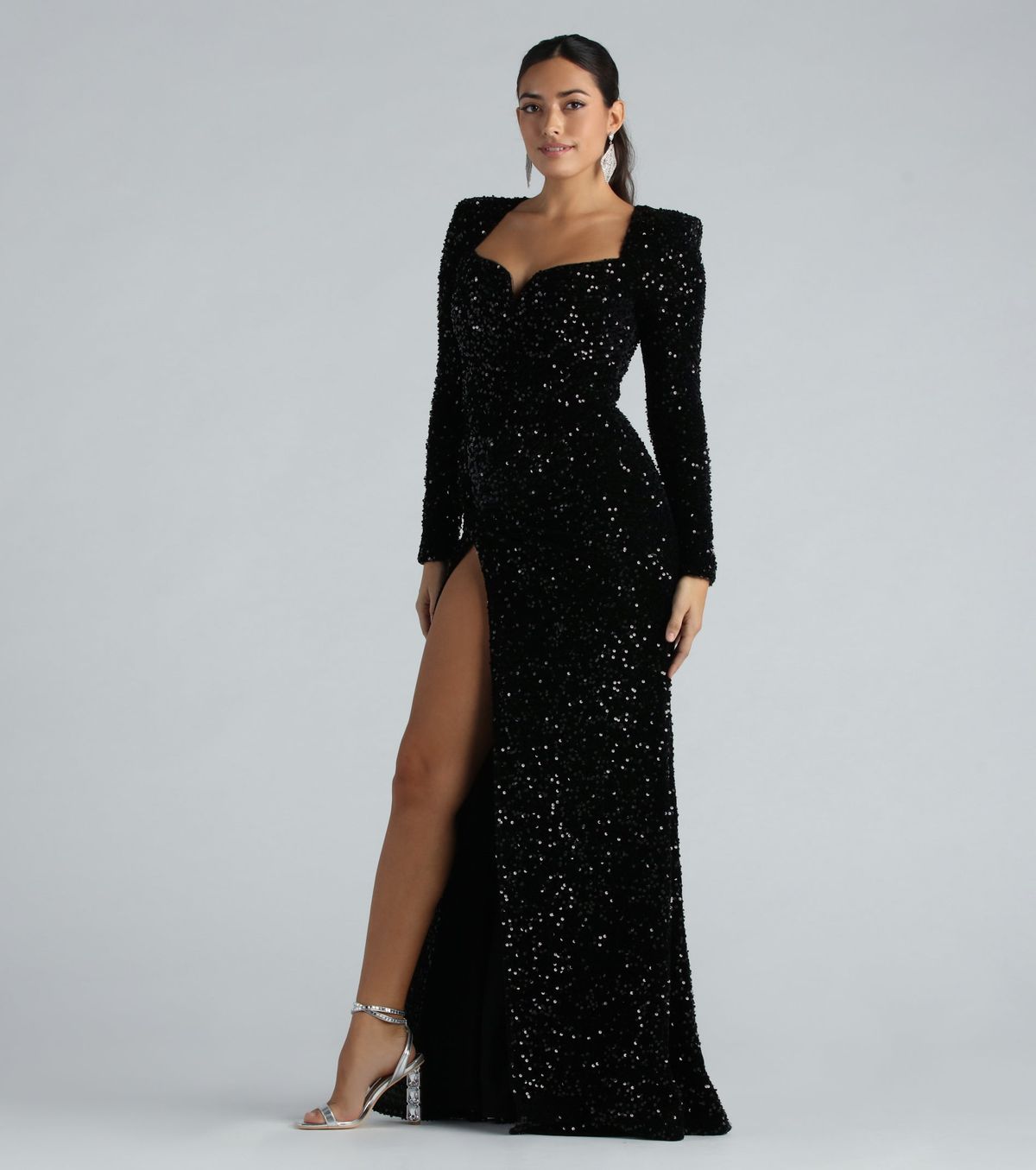 Style 05002-6920 Windsor Size XS Prom Long Sleeve Velvet Black Side Slit Dress on Queenly