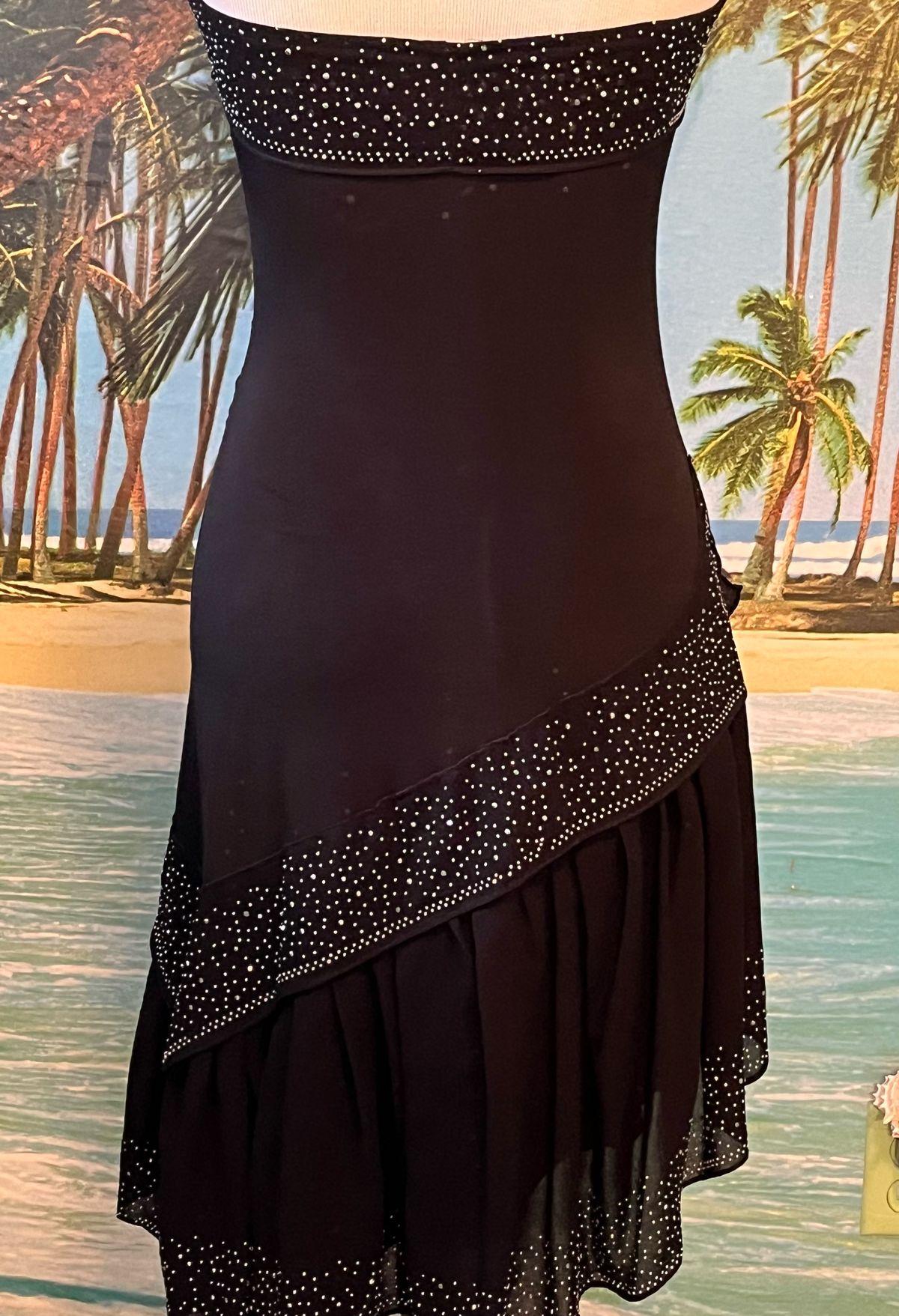 Size XS Halter Black Cocktail Dress on Queenly
