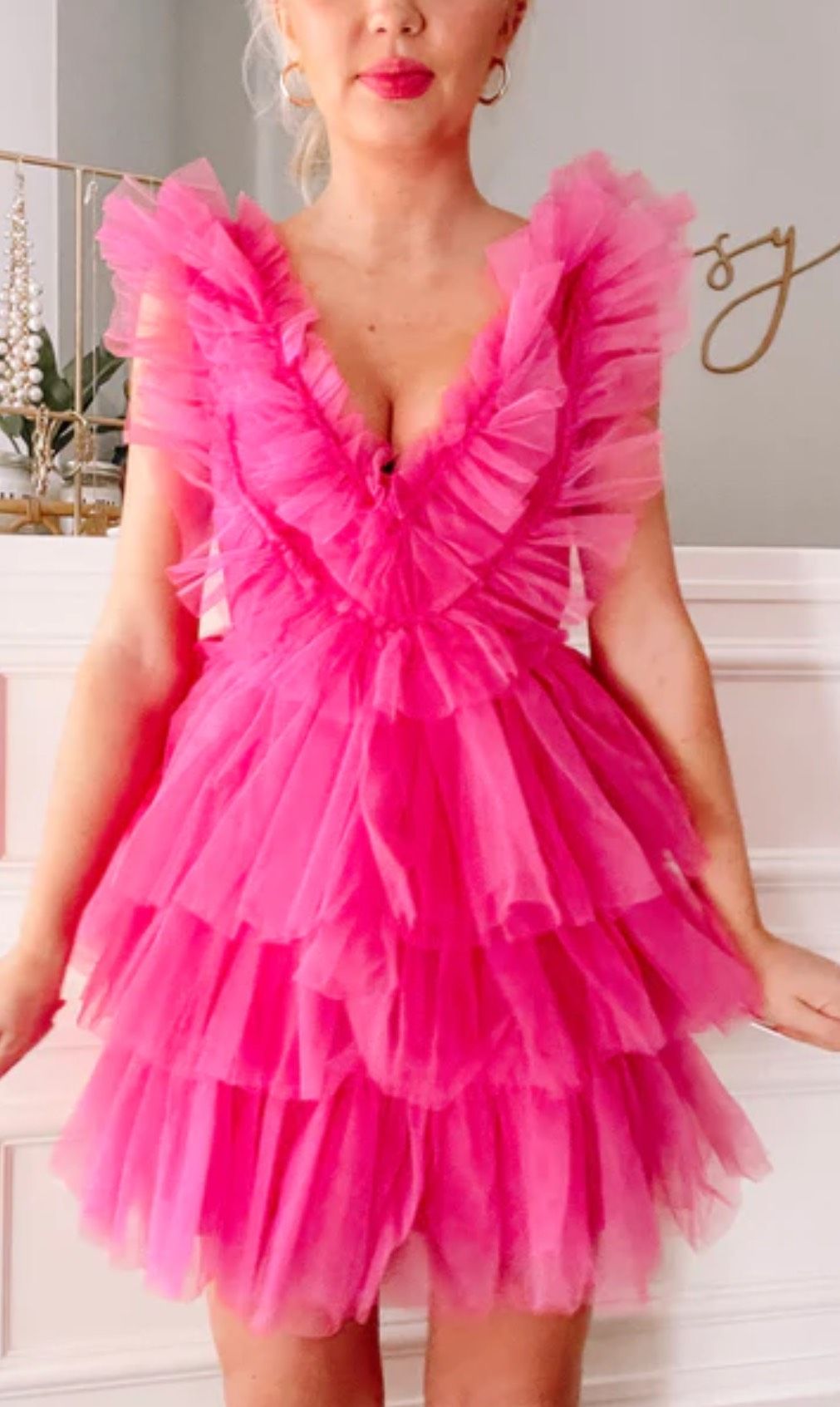 Size M Homecoming Plunge Hot Pink Cocktail Dress on Queenly