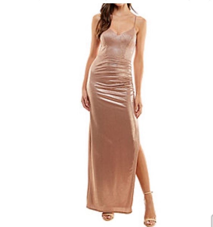 Plus Size 16 Gold Side Slit Dress on Queenly
