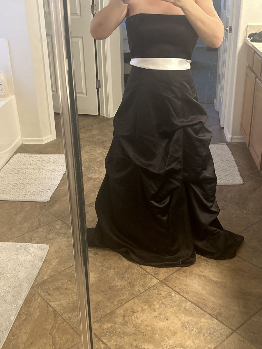 Girls Size 8 Strapless Black Ball Gown on Queenly