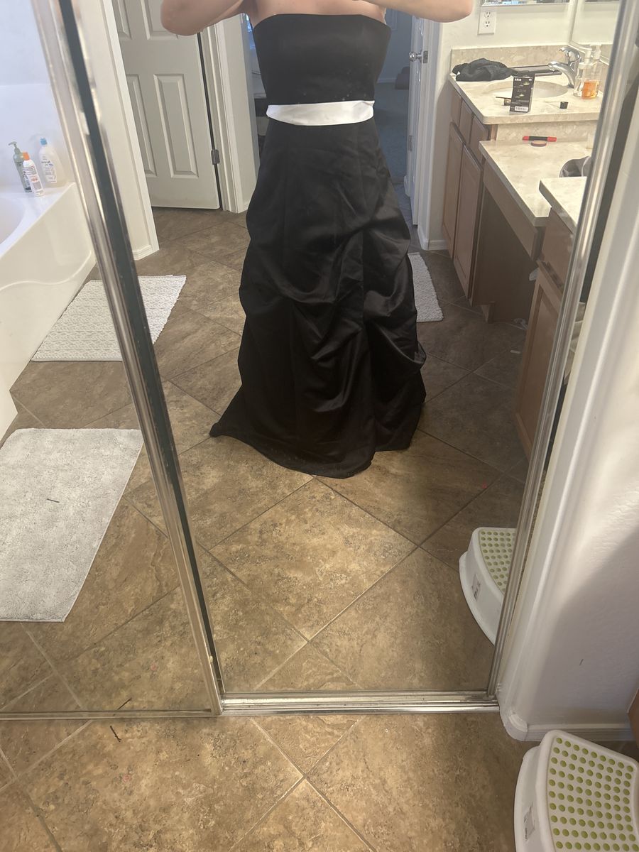 Girls Size 8 Strapless Black Ball Gown on Queenly