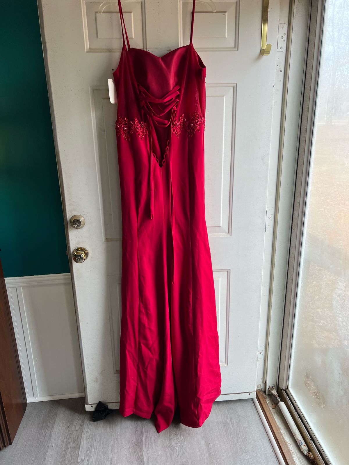 Size 6 Plunge Red Dress With Train on Queenly