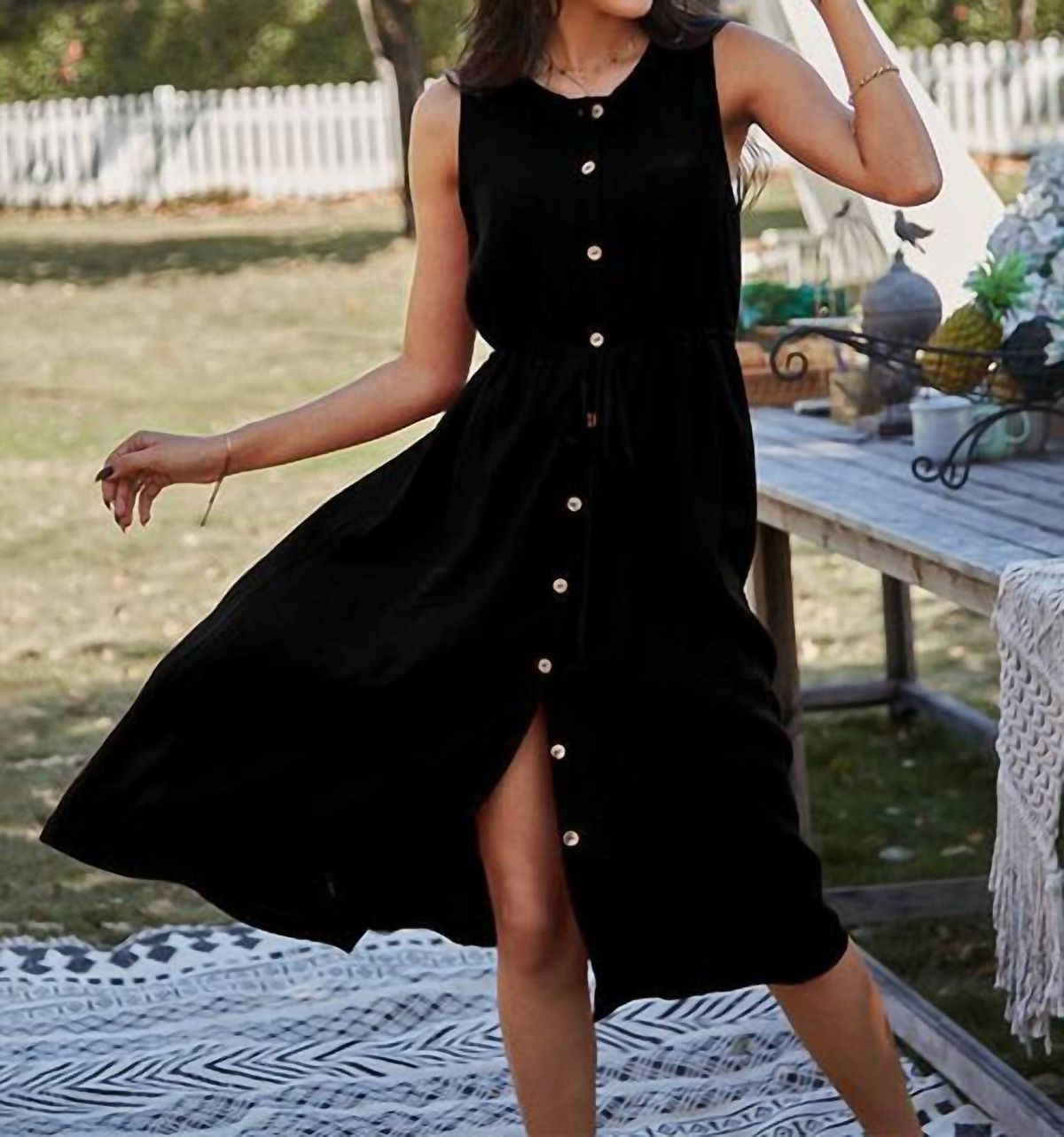 Style 1-469723680-3011 Anna-Kaci Size M Black Cocktail Dress on Queenly