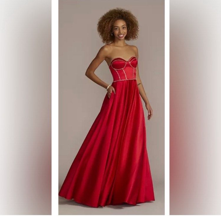 Queenly | Buy and sell prom, pageant, and formal dresses