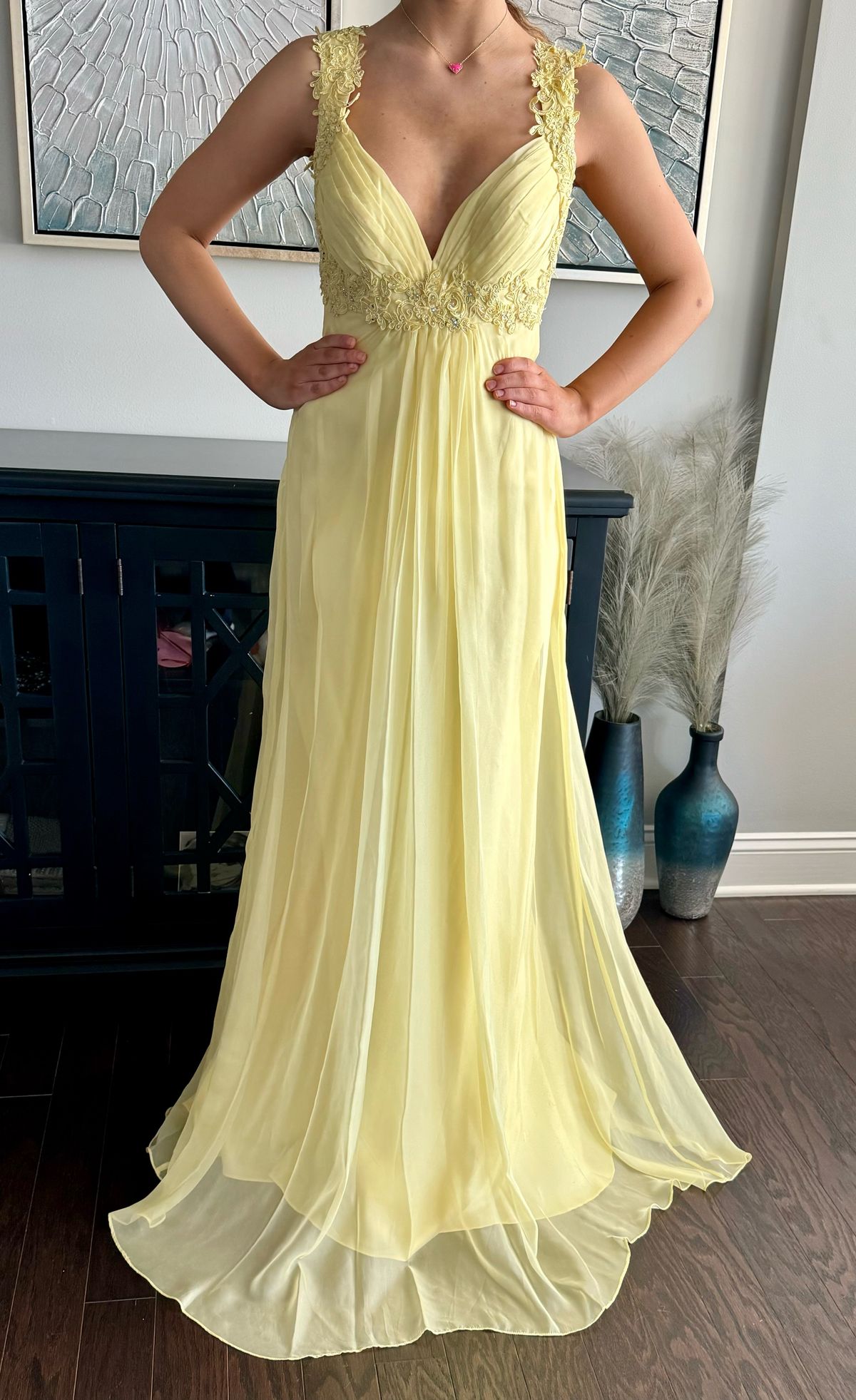 Style 20134 La Femme Size 0 Prom Plunge Yellow Floor Length Maxi on Queenly
