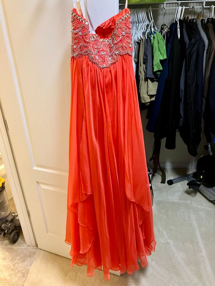 Sherri Hill Size 8 Prom Strapless Sequined Orange A-line Dress on Queenly