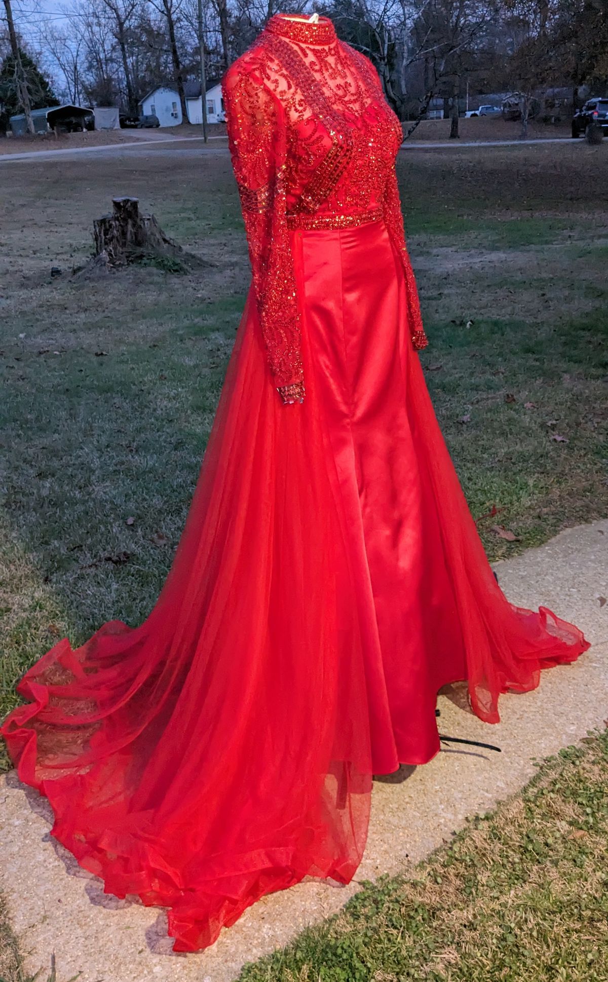 Sherri Hill Size 0 Prom Long Sleeve Sequined Red Dress With Train on Queenly