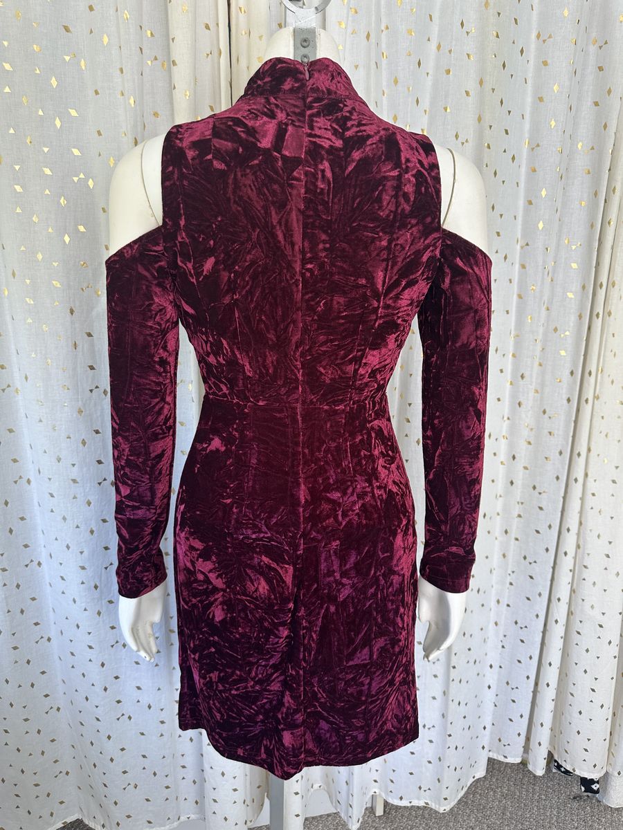 Lulus Size S Homecoming Long Sleeve Velvet Burgundy Red Cocktail Dress on Queenly