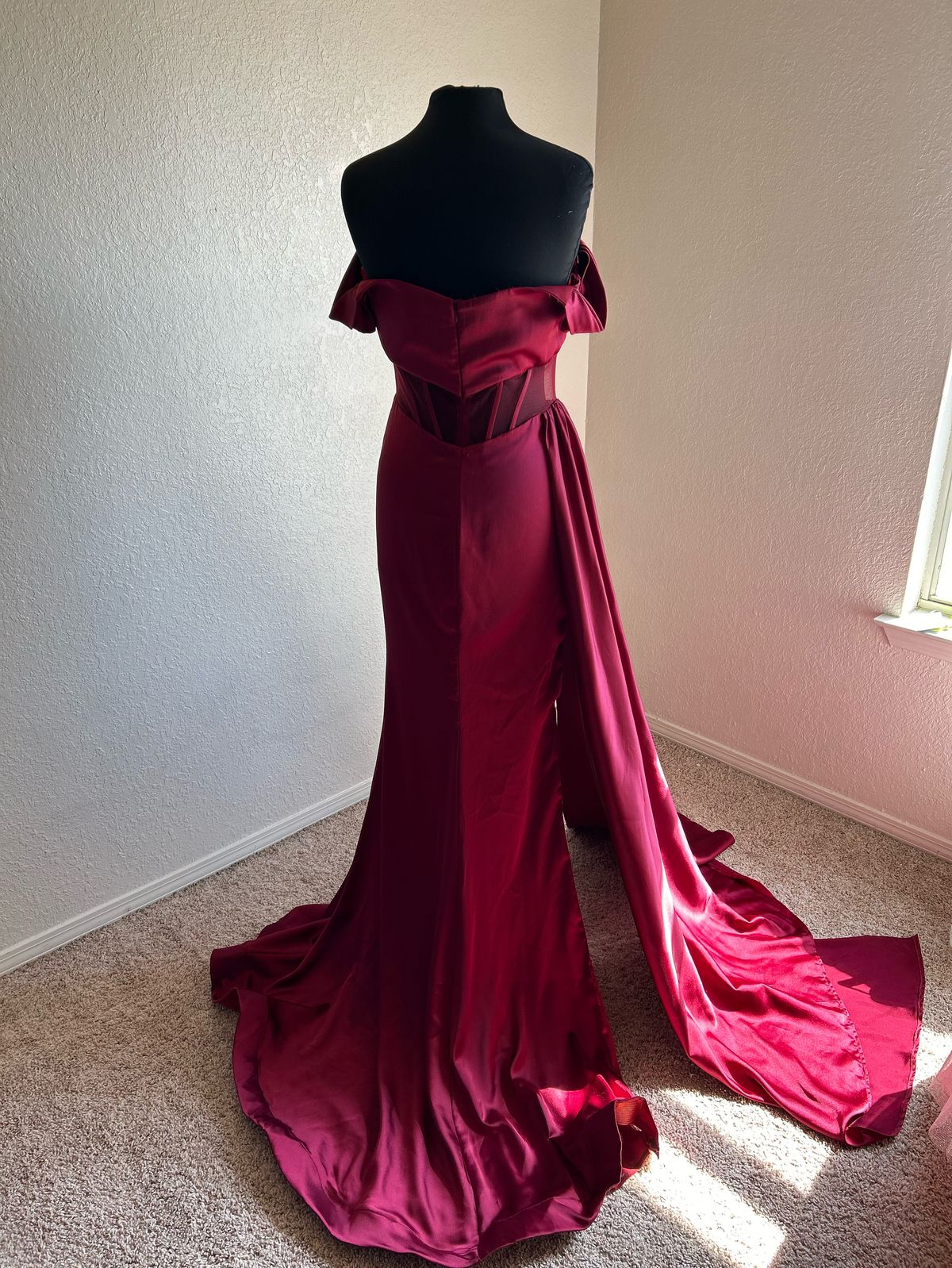 Queenly | Buy and sell prom, pageant, and formal dresses