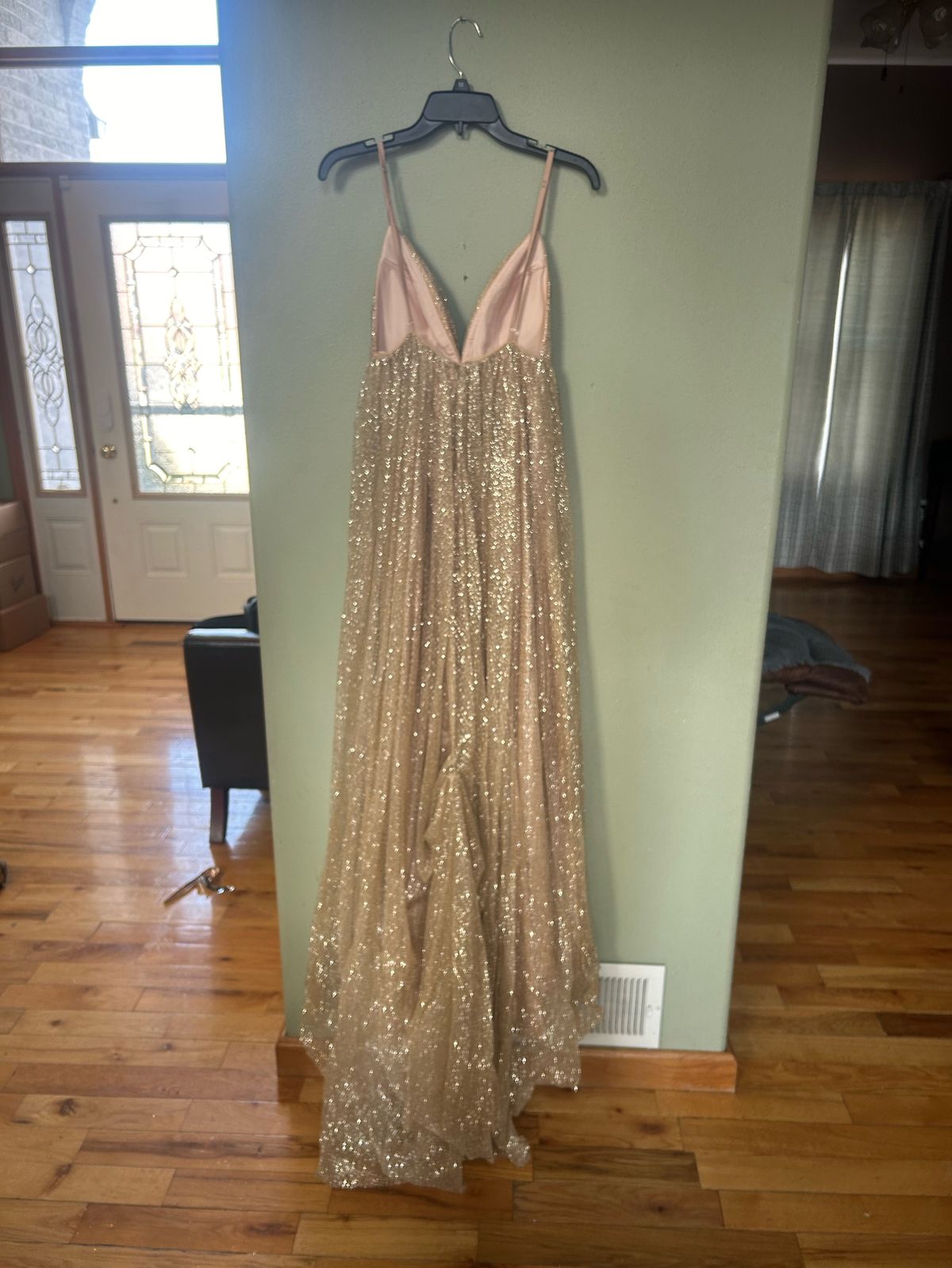 Size 4 Prom Plunge Gold Dress With Train on Queenly