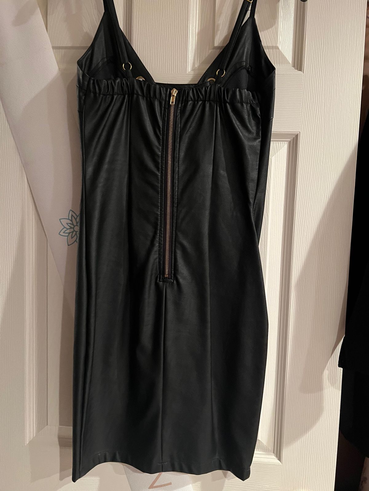 Size S Homecoming Plunge Black Cocktail Dress on Queenly