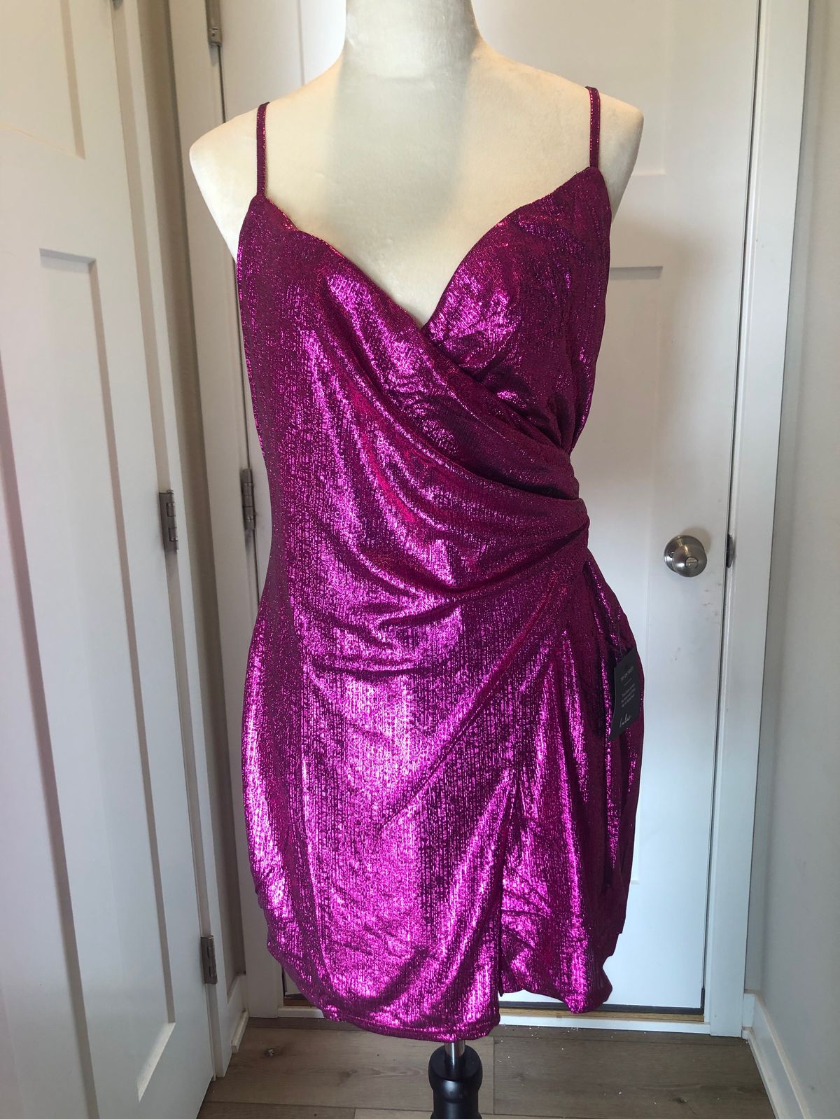Lulus Size M Homecoming Plunge Hot Pink Cocktail Dress on Queenly