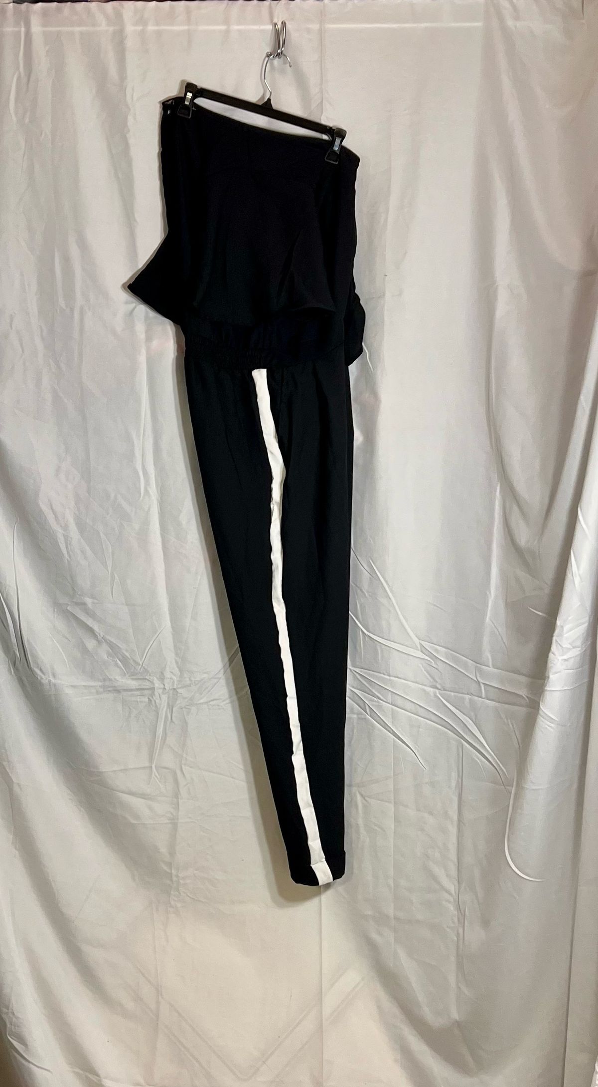 Size M Black Formal Jumpsuit on Queenly