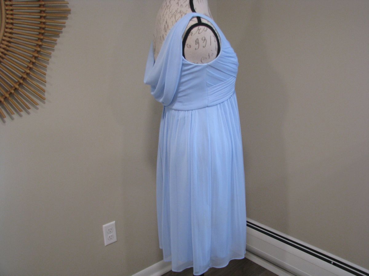 David's Bridal Size 6 Light Blue Cocktail Dress on Queenly