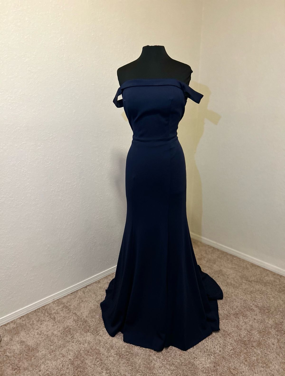 Queenly | Buy and sell prom, pageant, and formal dresses