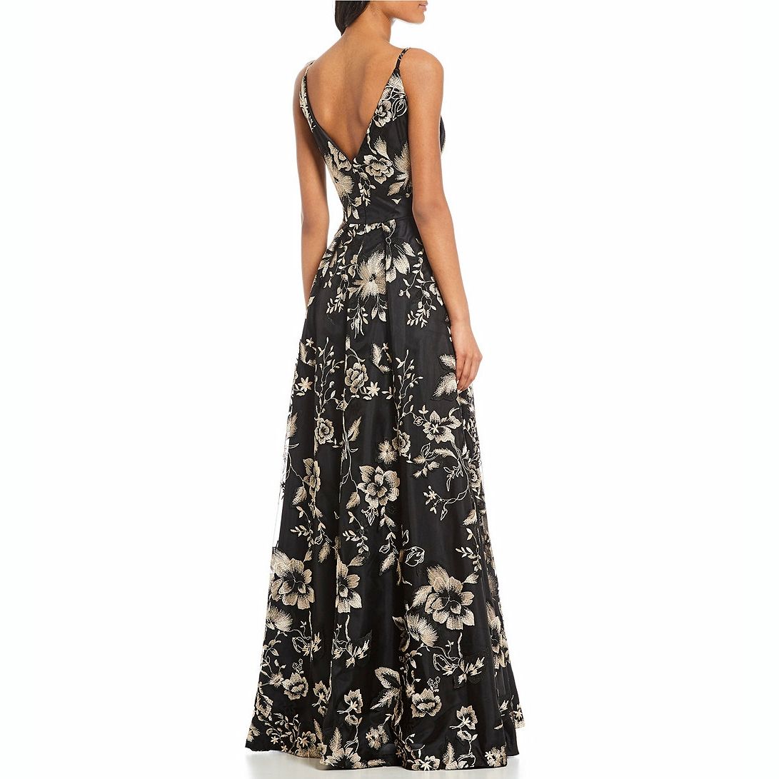 Calvin Klein Size 6 Floral Black Ball Gown on Queenly