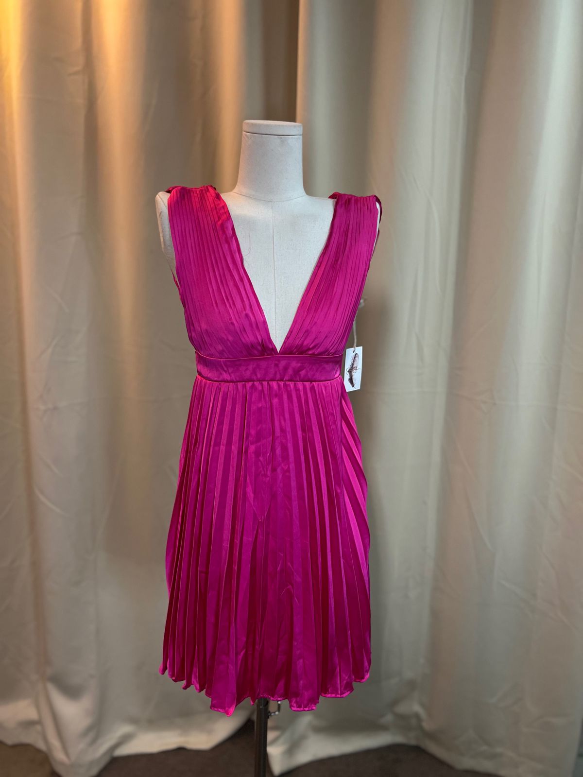 Size S Homecoming Plunge Pink Cocktail Dress on Queenly