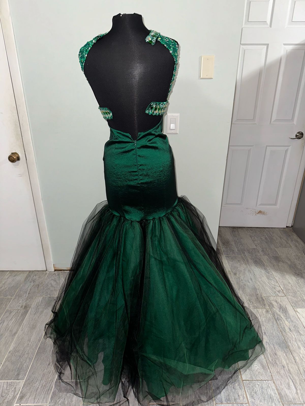 MoriLee Size 4 Pageant High Neck Green Mermaid Dress on Queenly