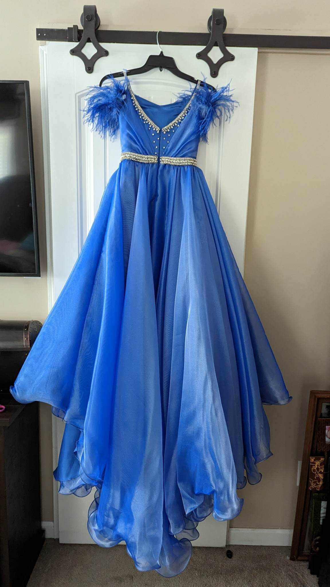 Johnathan Kayne Girls Size 8 Blue Ball Gown on Queenly