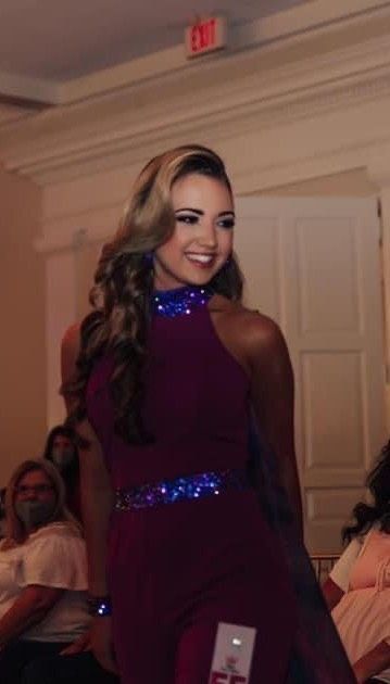 Size 2 Prom High Neck Sequined Purple Dress With Train on Queenly